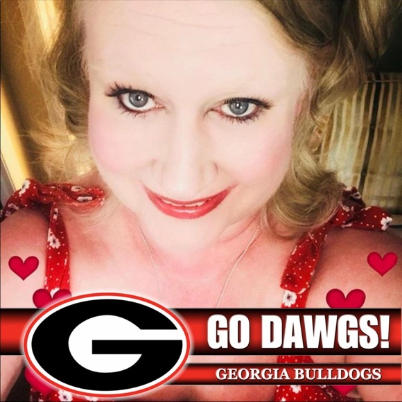 Meet your Posher, Laurie - Picture 6 of 8